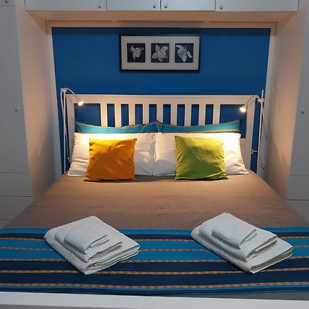 Hotel New Little House à Naples Extérieur photo