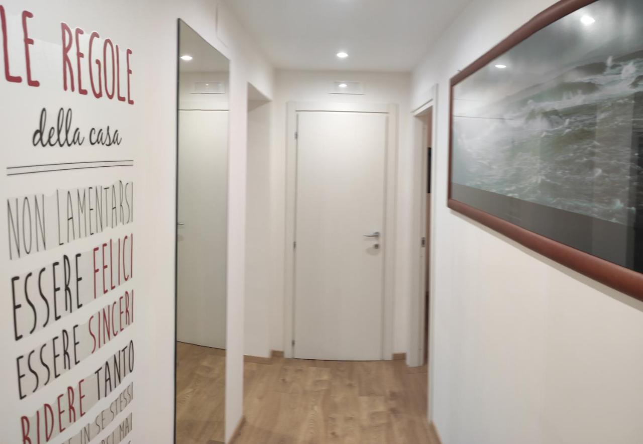 Hotel New Little House à Naples Extérieur photo